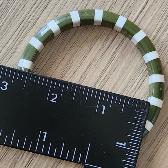 Vintage Striped Lucite Bangle Bracelet Retro Jewelry Olive Green White Stripes - Picture 7 of 8